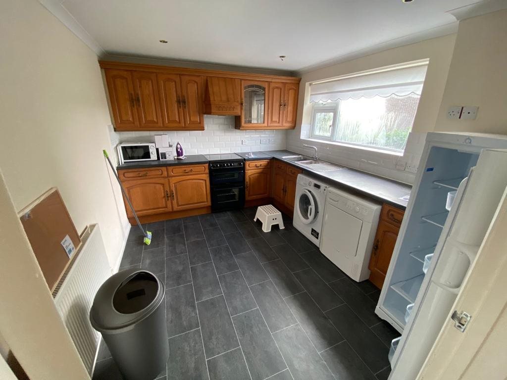 3 bed house to rent in Hamlet Drive, Colchester 0